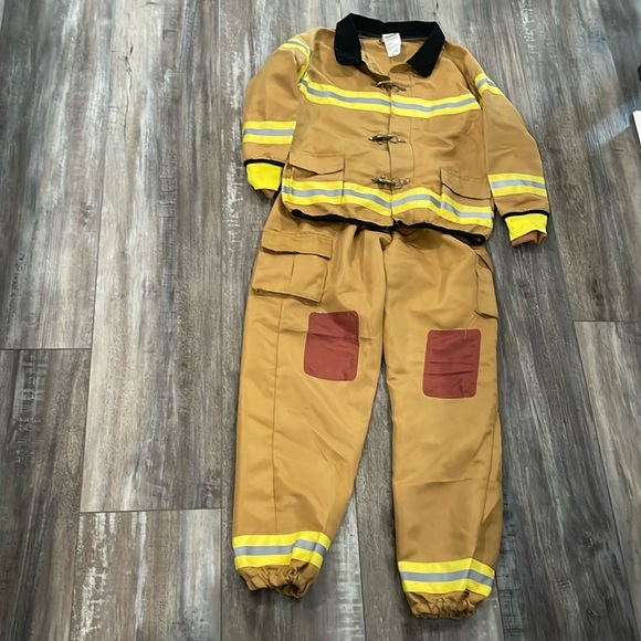 Spooktacular Creations Kids Firefighter Costume, Fireman Costume Large - flawed - Picture 1 of 9